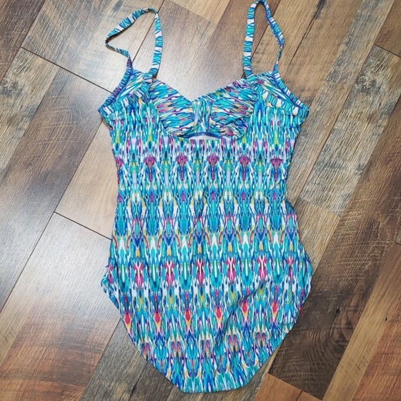 Jantzen One Piece Blue‎ Multicolor
Ruched Swimsuit, Size 10 - Picture 3 of 6